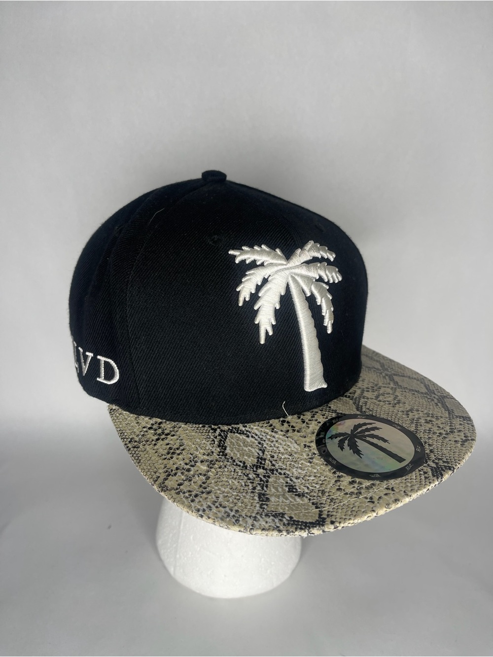 Men’s BLVD snake skin palm tree flat bill baseball cap hat